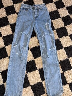 PrettyLittleThing Light Blue Distressed Straight Leg Jeans